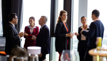 Strefa networkingowa na evencie – jak ją zorganizować w sali